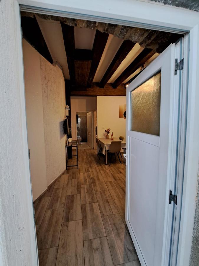 Apartman Zrinka イェセニツェ エクステリア 写真